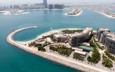 What Do Returning Visitors to Dubai Do Differently?