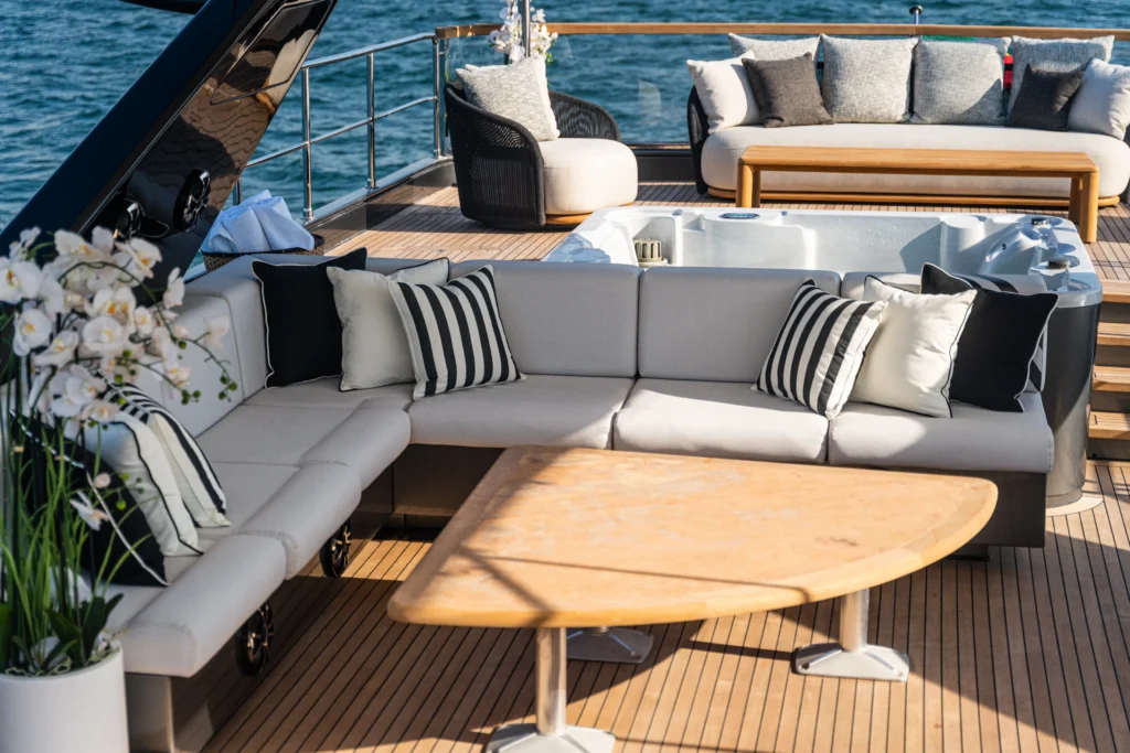 Private Yacht Charter