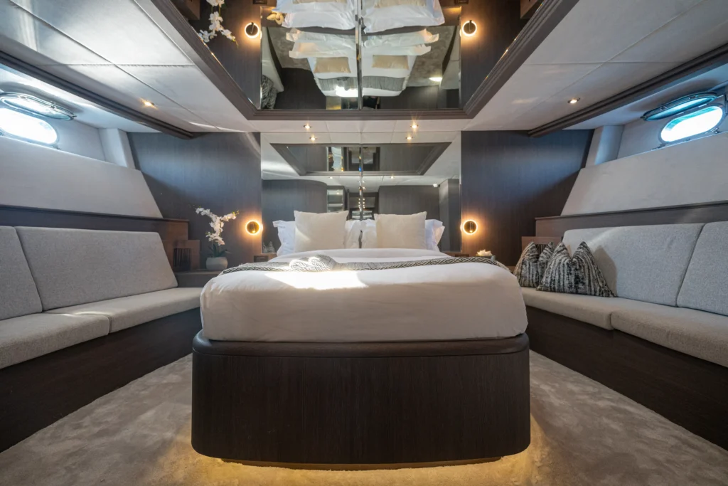 Private Yacht Charter